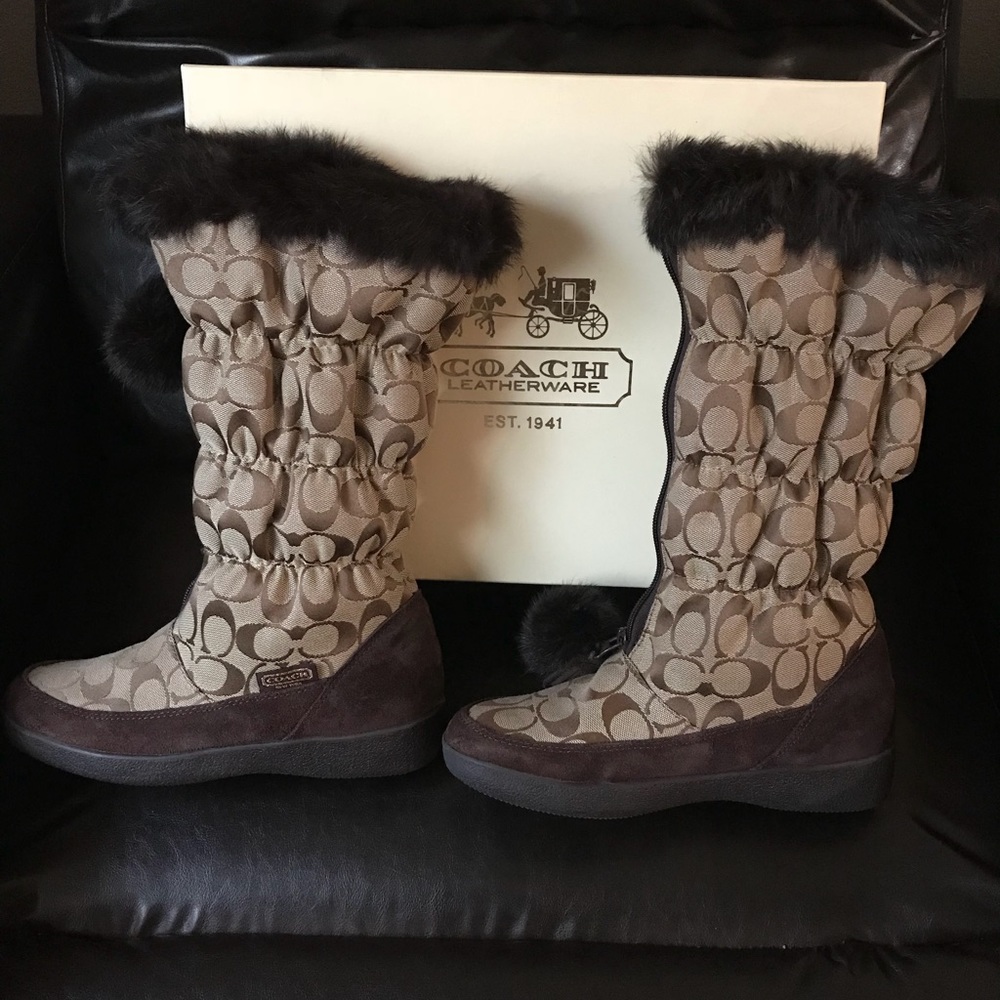 Coach Boots With Real Fur. Make an Offer! Size 8